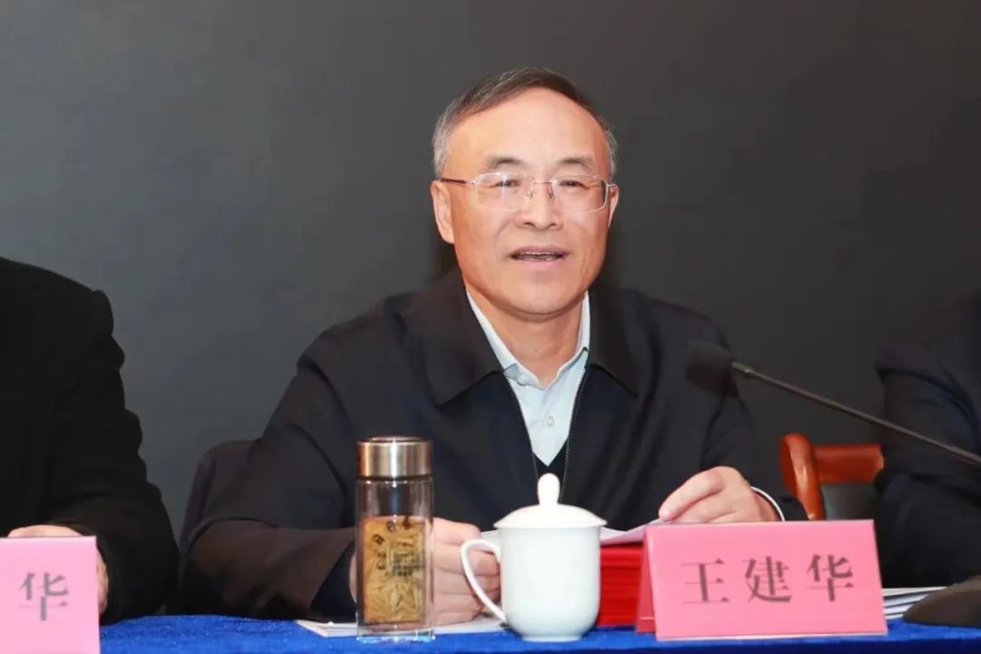 1711112179329606.jpg 1711112179329606.jpg