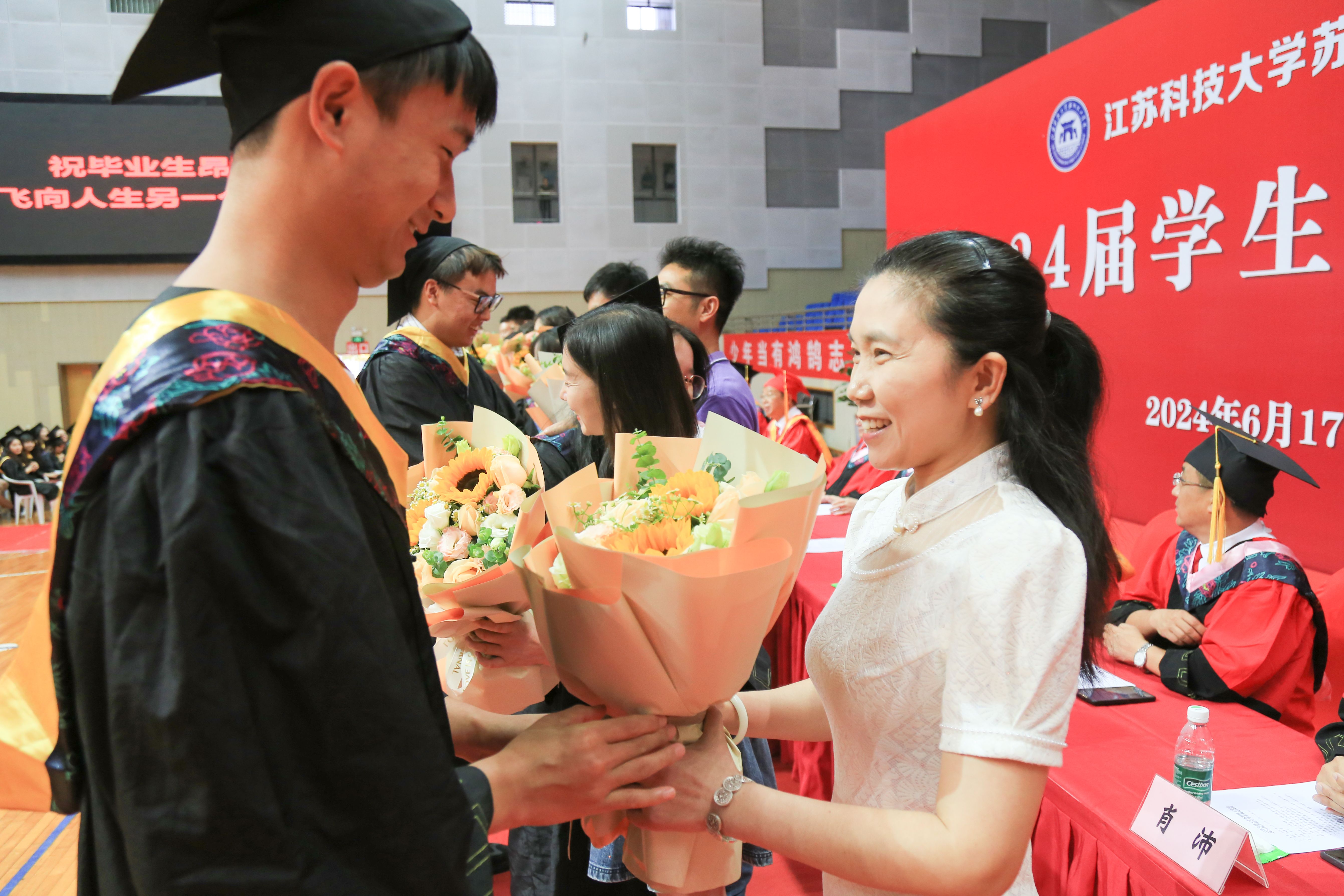 1718609025186275.jpg 1718609025186275.jpg