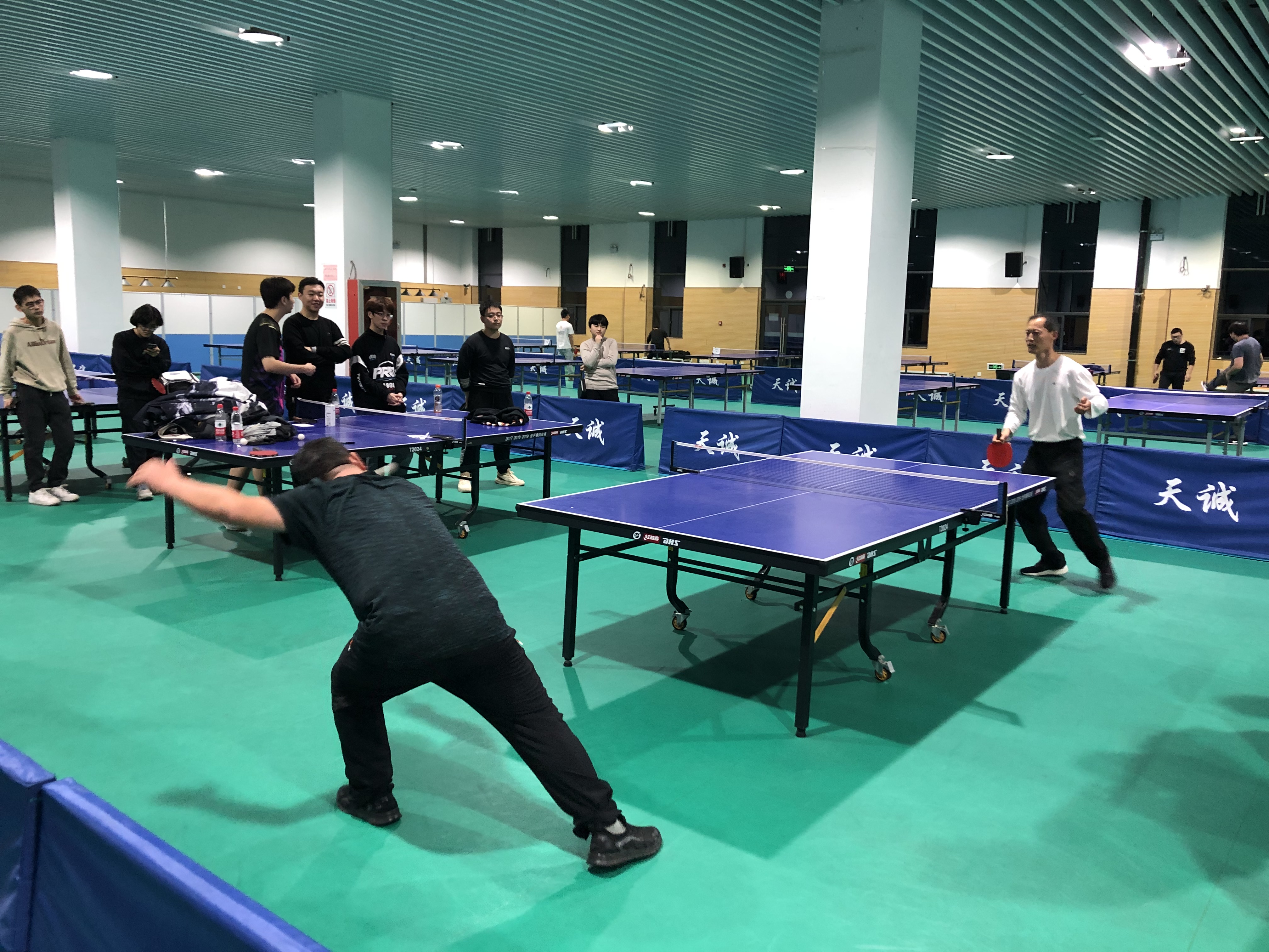 乒乓球比赛1.png 乒乓球比赛1.png