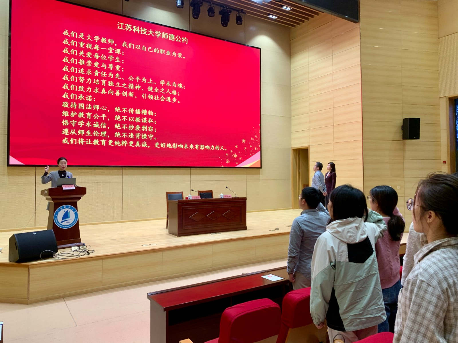 1761209647849867.jpg 5.jpg