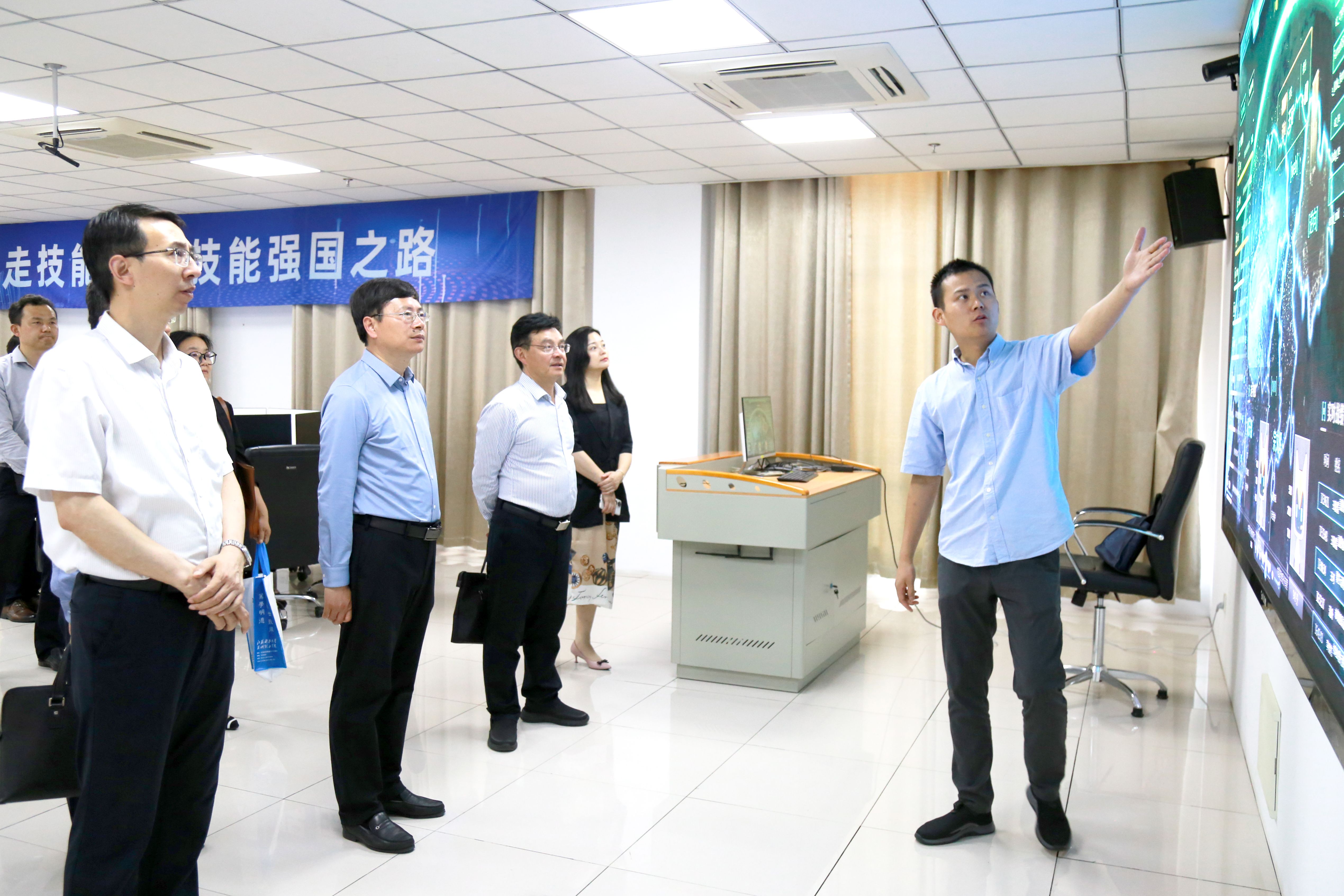 1686706180764630.jpg 006.jpg