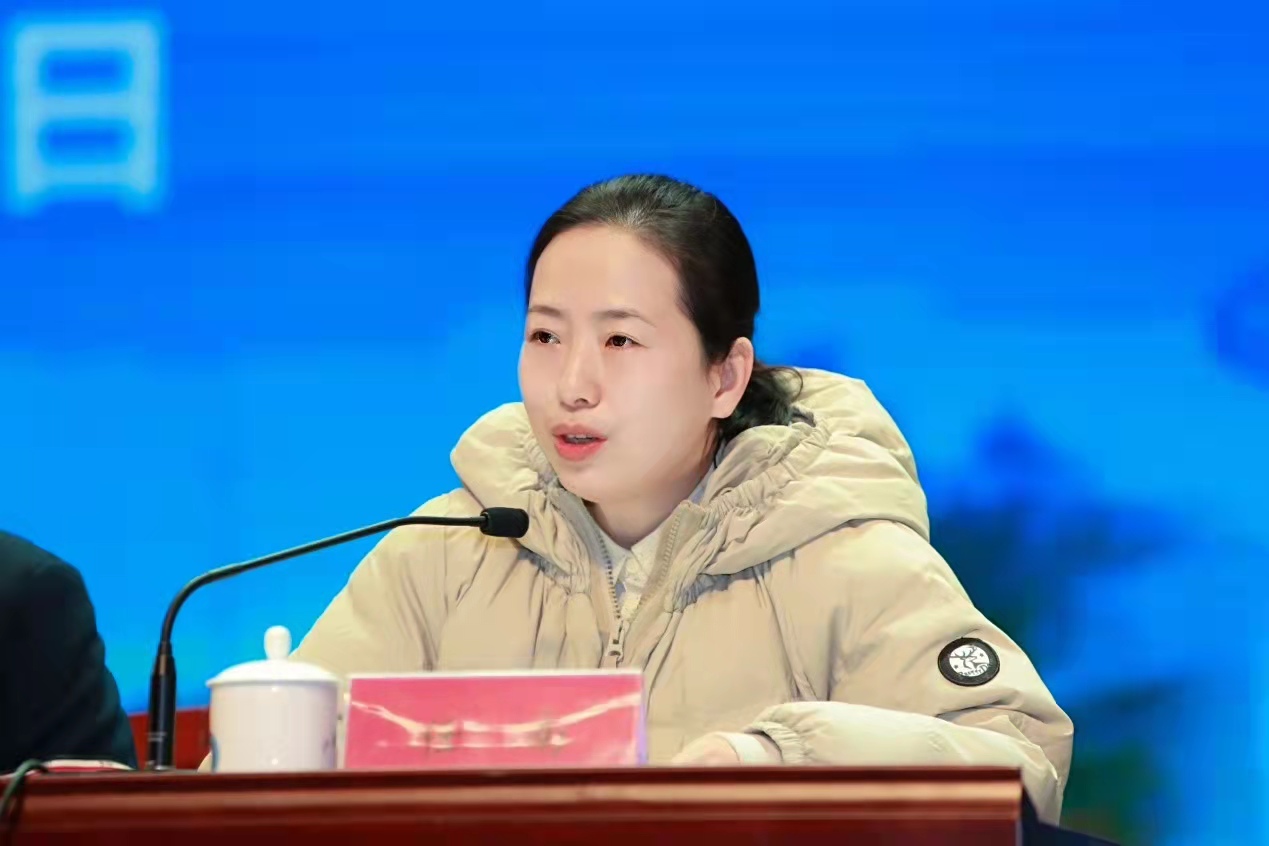 1642058080880875.jpg 任校长.jpg